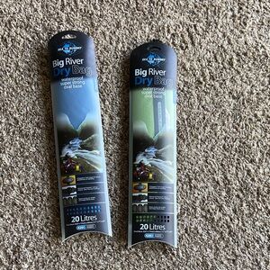 New in package Sea to Summit Dry Bags